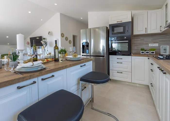 Golden View Penthouse Appartamento