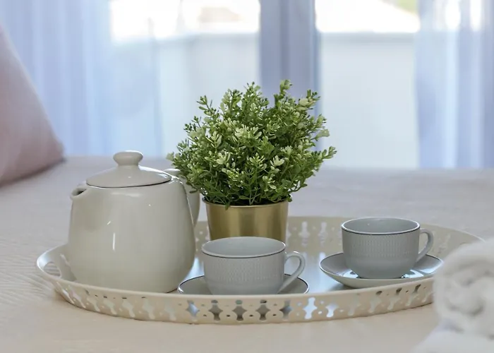 Golden View Penthouse