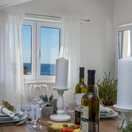 Golden View Penthouse Апартаменти