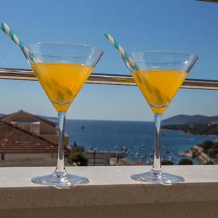 Golden View Penthouse Апартаменты