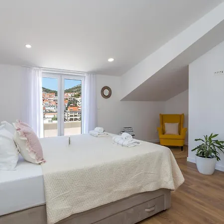 Lejlighed Golden View Penthouse *
