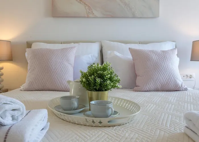 Golden View Penthouse Апартаменты