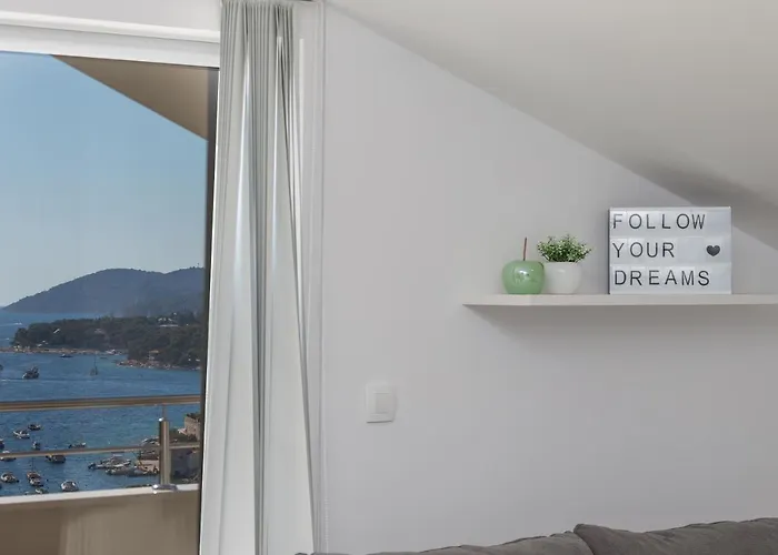 Apartament Golden View Penthouse Hvar Town